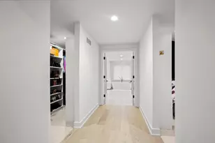 7303 Brookside Vlg Ct, Bloomfield Hills, MI 48301 - Photo 34