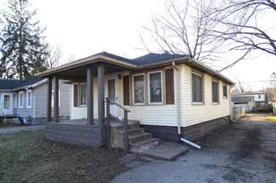 1342 Monroe St, Benton Harbor, MI 49022 - Photo 4
