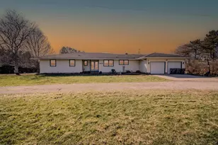 8830 S 43rd St, Scotts, MI 49088 - Photo 1