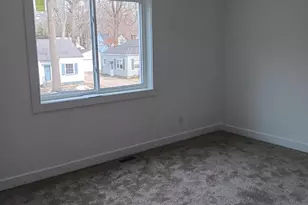 1671 Montague Ave, Muskegon, MI 49441 - Photo 4