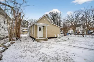 1128 Hickory St, Lansing, MI 48912 - Photo 24