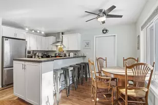 7500 Nine Mile Point Dr, Charlevoix, MI 49720 - Photo 6