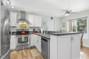 7500 Nine Mile Point Dr, Charlevoix, MI 49720 - Photo 12