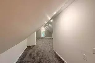 1726 Upland Dr, Kalamazoo, MI 49048 - Photo 12