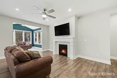 14696 Pine Dew Drive, Grand Haven, MI 49417 - Photo 12