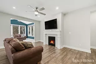 14696 Pine Dew Dr, Grand Haven, MI 49417 - Photo 12