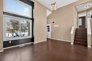 4507 Brookmeadow Dr SE, Kentwood, MI 49512 - Photo 10