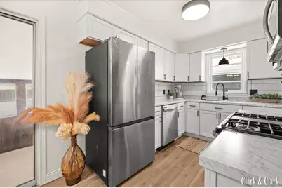 3958 Oak Valley Avenue SW, Wyoming, MI 49519 - Photo 4