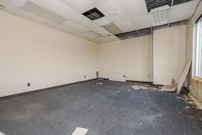 56 E Michigan Avenue, Battle Creek, MI 49017 - Photo 16