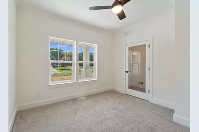 5033 Ikram Oaks Drive, Jackson, MI 49201 - Photo 10