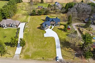 69166 Slating Ln, Bruce, MI 48065 - Photo 4