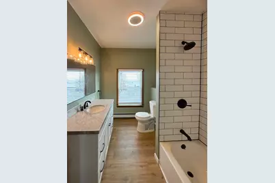 36465 Main Street #Upper, New Baltimore, MI 48047 - Photo 6