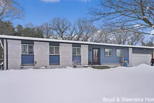 2854 Northville Dr NE, Grand Rapids, MI 49525 - Photo 1