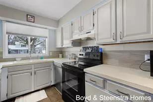 2854 Northville Dr NE, Grand Rapids, MI 49525 - Photo 10