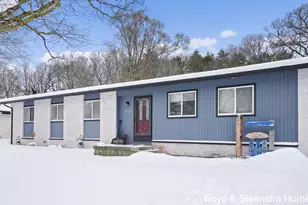 2854 Northville Dr NE, Grand Rapids, MI 49525 - Photo 2