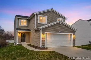 10881 Constant Dr, Allendale, MI 49401 - Photo 2