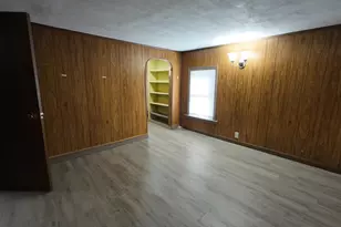 311 East St, Jonesville, MI 49250 - Photo 24