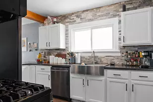 2012 Moulton Ave, Muskegon, MI 49445 - Photo 10