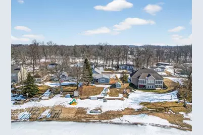 11178 E Shore Drive, Delton, MI 49046 - Photo 24