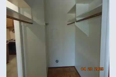 2915 W 13 Mile Road #308, Royal Oak, MI 48073 - Photo 14