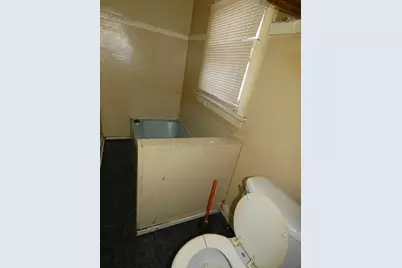 864 Highland Avenue, Benton Harbor, MI 49022 - Photo 16