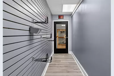 300 W Washington Avenue #Lobby Suite, Jackson, MI 49201 - Photo 26