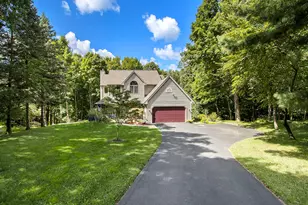 24 Heron Ct, Plainwell, MI 49080 - Photo 2