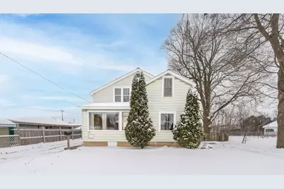 111 S Fountain Street, Marshall, MI 49068 - Photo 1