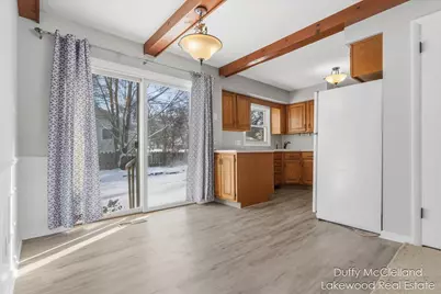 2302 Northwest Avenue, Lansing, MI 48906 - Photo 8