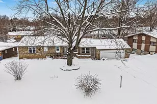 3440 Newcastle Dr SE, Grand Rapids, MI 49508 - Photo 20