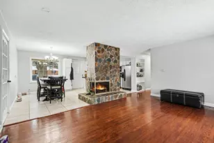 3440 Newcastle Dr SE, Grand Rapids, MI 49508 - Photo 8