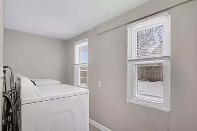 1325 Buffalo Avenue NE, Grand Rapids, MI 49505 - Photo 14