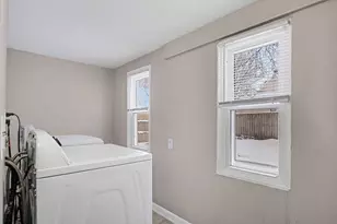 1325 Buffalo Ave NE, Grand Rapids, MI 49505 - Photo 14