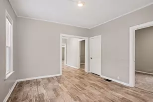 1325 Buffalo Ave NE, Grand Rapids, MI 49505 - Photo 4