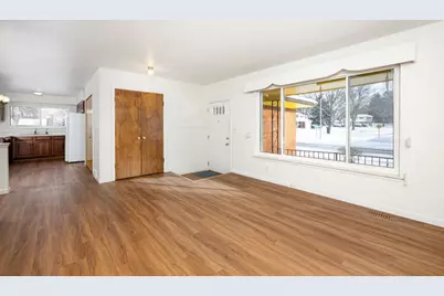 500 Old Creek Drive, Saline, MI 48176 - Photo 6