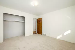 500 Old Creek Dr, Saline, MI 48176 - Photo 20