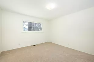 500 Old Creek Dr, Saline, MI 48176 - Photo 18