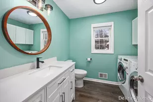 1711 Oakvale Dr SW, Wyoming, MI 49519 - Photo 12