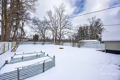 408 E Market Street, Greenville, MI 48838 - Photo 18