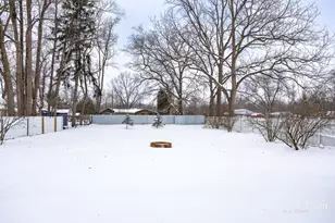 408 E Market St, Greenville, MI 48838 - Photo 20