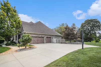 318 Minges Hills Drive, Battle Creek, MI 49015 - Photo 10