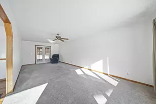 1840 Taylor Dr, Adrian, MI 49221 - Photo 8