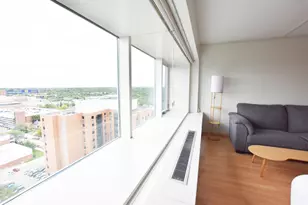 555 E William St, Ann Arbor, MI 48104 - Photo 4