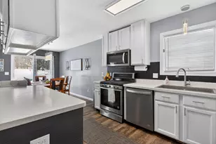 767 Berkshire Dr, Saline, MI 48176 - Photo 16