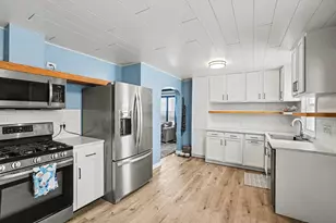 775 E 8th St, Holland, MI 49423 - Photo 4