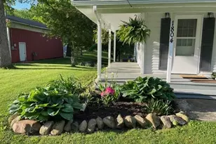 1804 Kreft St NE, Grand Rapids, MI 49525 - Photo 10