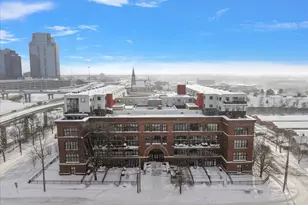 600 Broadway Ave NW, Grand Rapids, MI 49504 - Photo 1