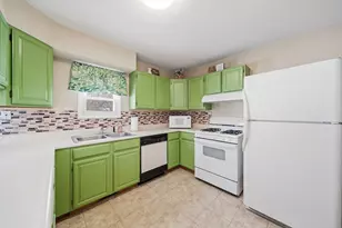 3357 Robinson Rd, Jackson, MI 49203 - Photo 12