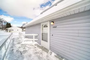 3357 Robinson Rd, Jackson, MI 49203 - Photo 2