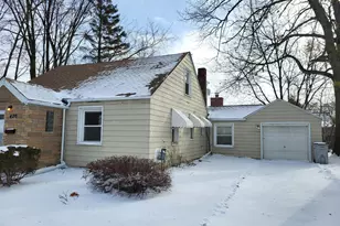 420 E Meyers Ave, Hazel Park, MI 48030 - Photo 2